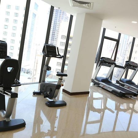 Belle Tower Luxury Apartments Manama Exterior photo