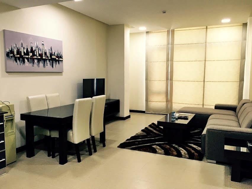 Belle Tower Luxury Apartments Manama Exterior photo