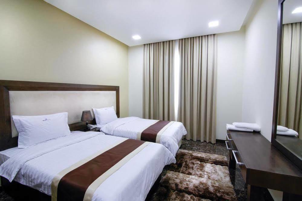 Belle Tower Luxury Apartments Manama Exterior photo