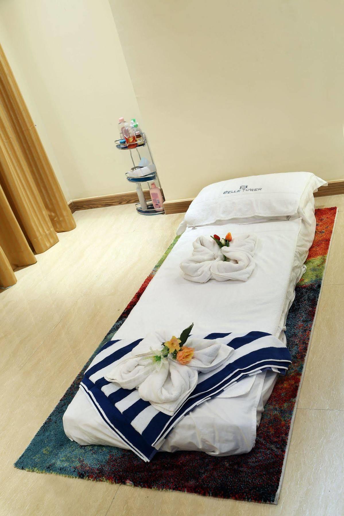 Belle Tower Luxury Apartments Manama Exterior photo